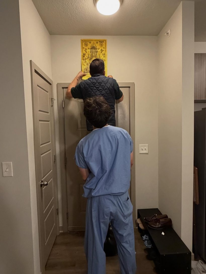 ยอมเหนื่อย! นุสบาสวมบทแม่บ้านจัดห้องให้ลูกถึงอเมริกา