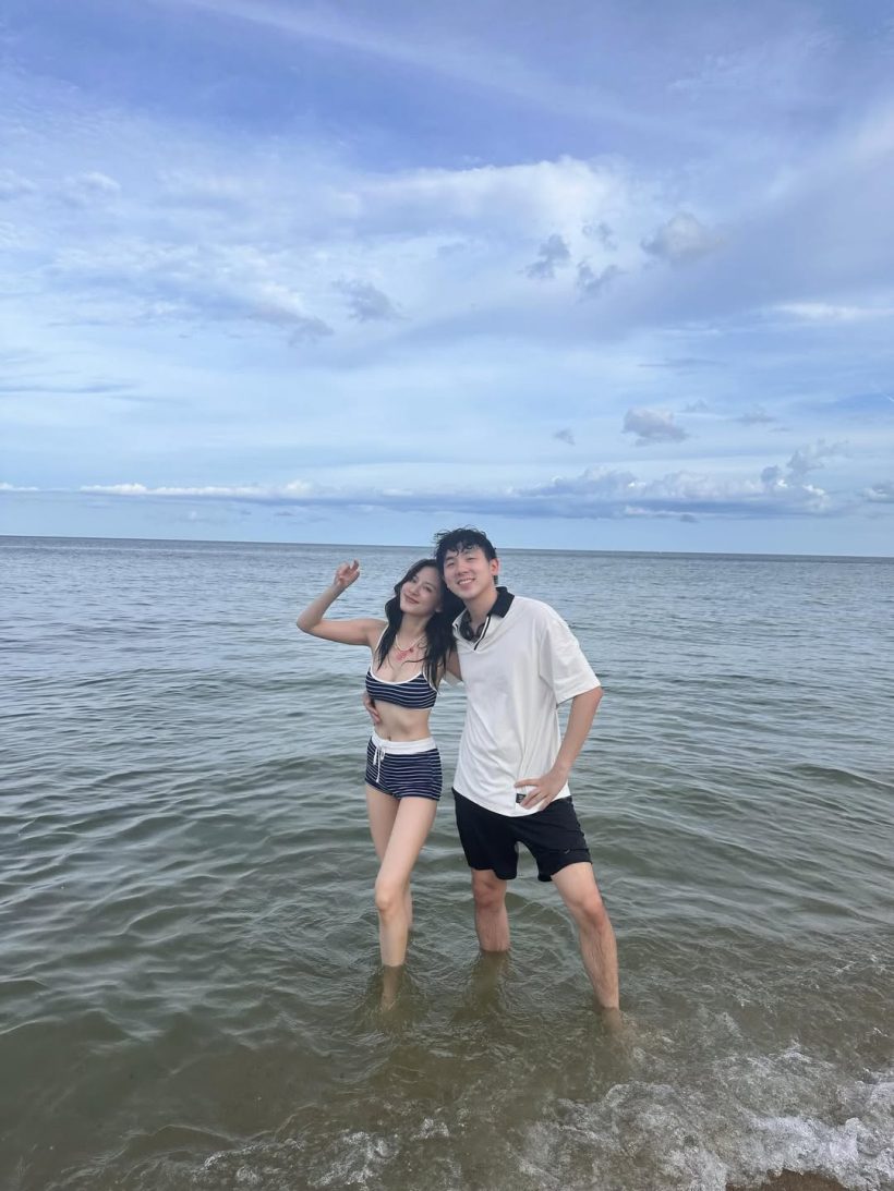 อุ๊ย! ใครนะหนุ่มหล่อข้าง ใบเฟิร์น ทำแฟนๆแห่จับตาทั้งไอจี