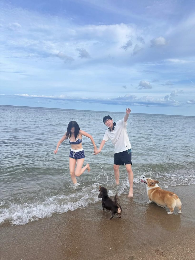 อุ๊ย! ใครนะหนุ่มหล่อข้าง ใบเฟิร์น ทำแฟนๆแห่จับตาทั้งไอจี