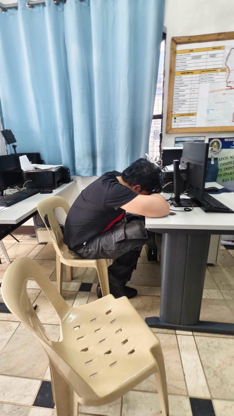 เปิดนาที อเล็กซ์-ริซ่า ถูกปล้นกลางวันแสกๆ จับมือวิ่งหนีสุดชีวิต