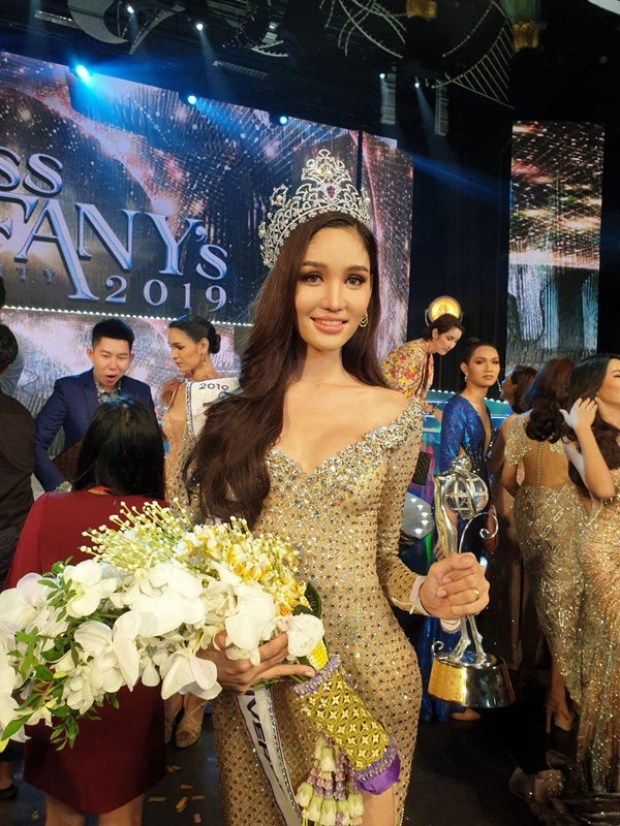 สวยสมมง! น้องเดียร์ คว้าตำแหน่ง มิสทิฟฟานี่ ยูนิเวิร์ส 2019