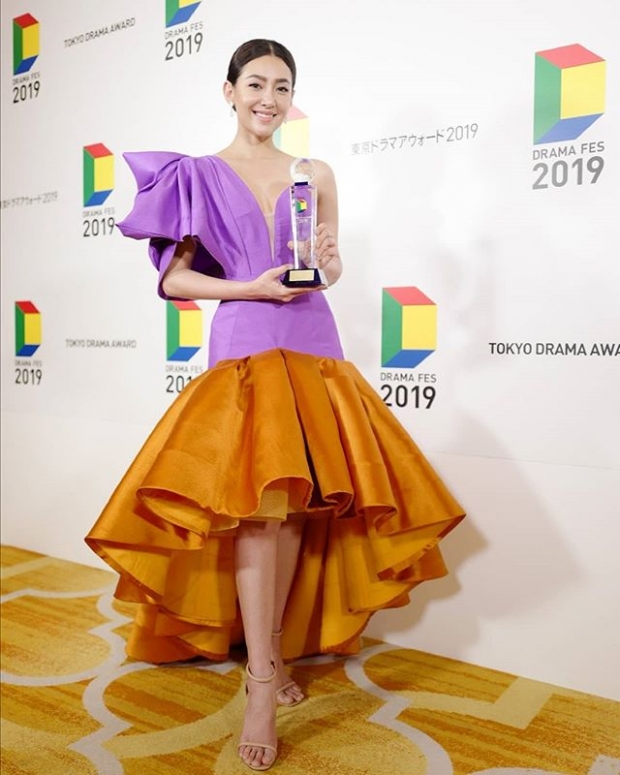 “เบลล่า ราณี” ยิ้มกว้าง หลังขึ้นรับรางวัล Tokyo Drama Awards 2019 กับเรื่อง “บุพเพสันนิวาส”