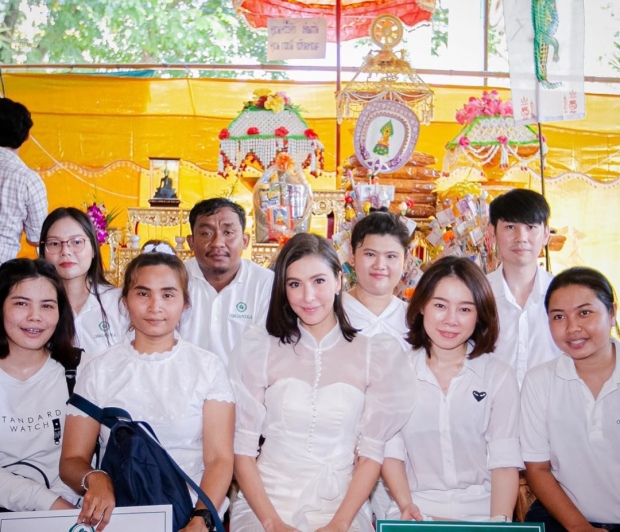 ศรีริต้า - กรณ์ หัวเรือใหญ่งานบุญ นำทัพ ทอดกฐินสามัคคีสร้างอุโบสถ จ.ราชบุรี