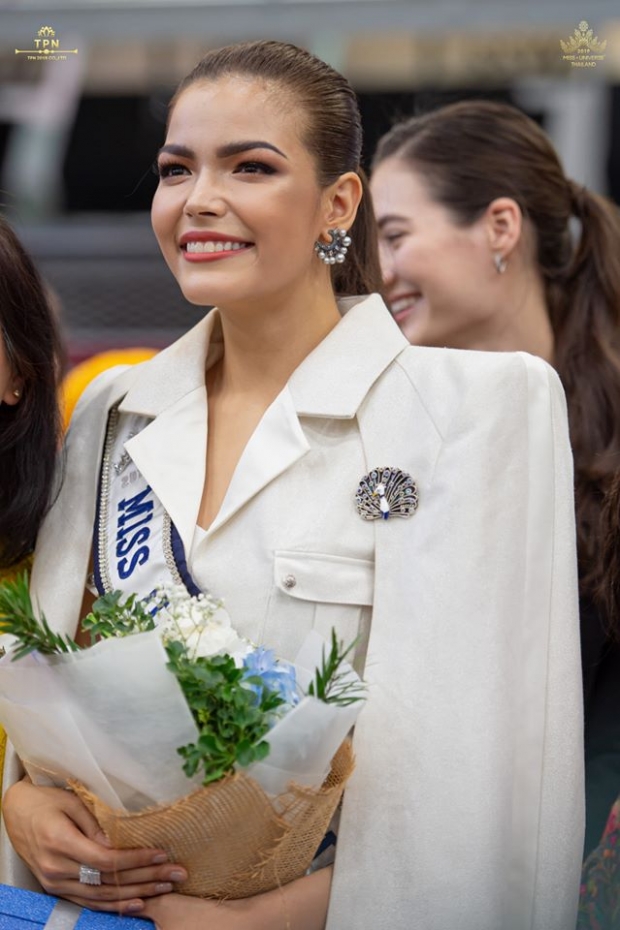 พร้อมเเล้ว! ฟ้าใส ปวีณสุดา ออกเดินทางชิงมงฯMU2019 เเฟนนางงามเเห่ส่งเพียบ