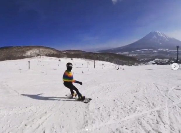 ทักษะขึ้นเทพ!! เเต้ว ณฐพร โชว์ลีลาเล่นสกีที่ญี่ปุ่น เล่นเก่งดูเพลินมาก (คลิป) 