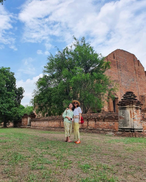 เชอร์รี่ นุ่งผ้าไทยเข้าวัดทำบุญ สวยสง่า เรียบหรูมากเว่อร์ 