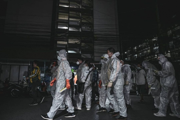 ปรบมือรัวๆ เต๋า สมชาย ใส่ชุด PPE ลุยลงพื้นที่พ่นยาฆ่าโควิด