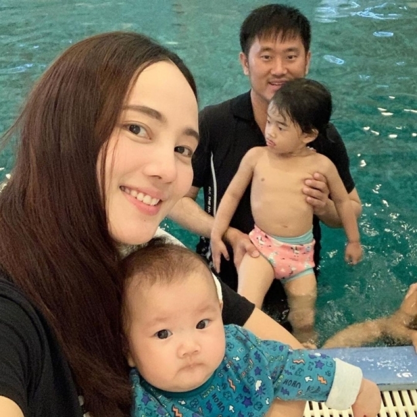 เปิดภาพล่าสุด กุญแจซอล หันหลังให้วงการสู่คุณแม่ลูก3