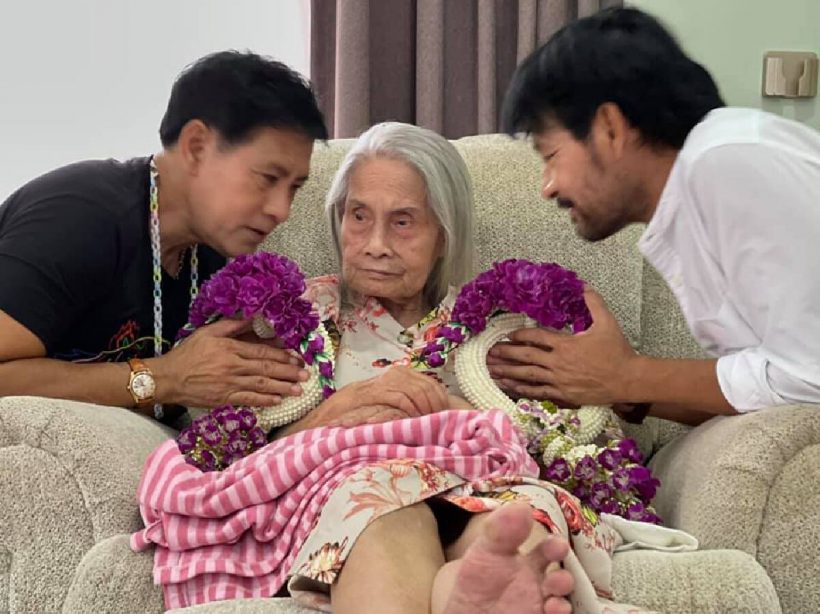 สุดอาลัย บิณฑ์ บรรลือฤทธิ์ สูญเสียคุณแม่ ในวัย 85 ปี