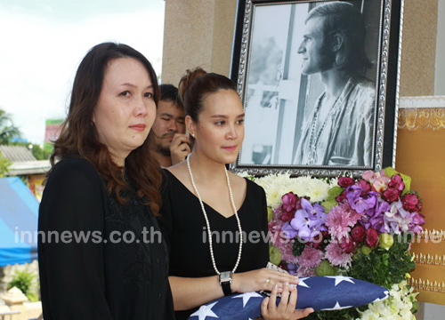 บรรยากาศงานศพ คุณพ่อ ทิมยัง ของ ทาทา ยัง