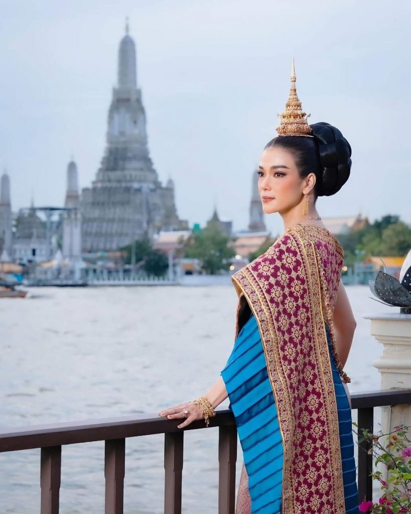  ว๊าว! ดาราลูก3ใส่ชุดดไทยสวยสง่า สมเป็นสะใภ้จ้าวแห่งบ้านจักรพงษ์ 