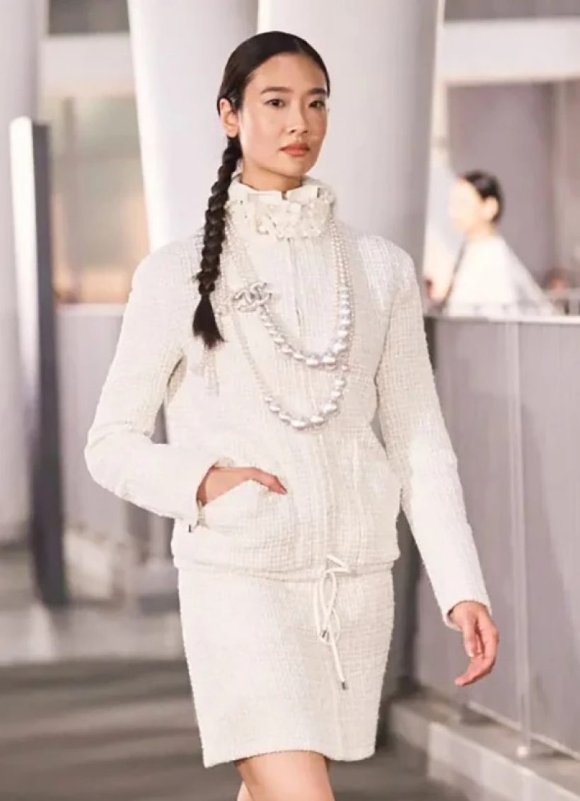 เผยโฉมสาวไทยหนึ่งเดียว เฉิดฉายแฟชั่นโชว์สุดยิ่งใหญ่CHANEL