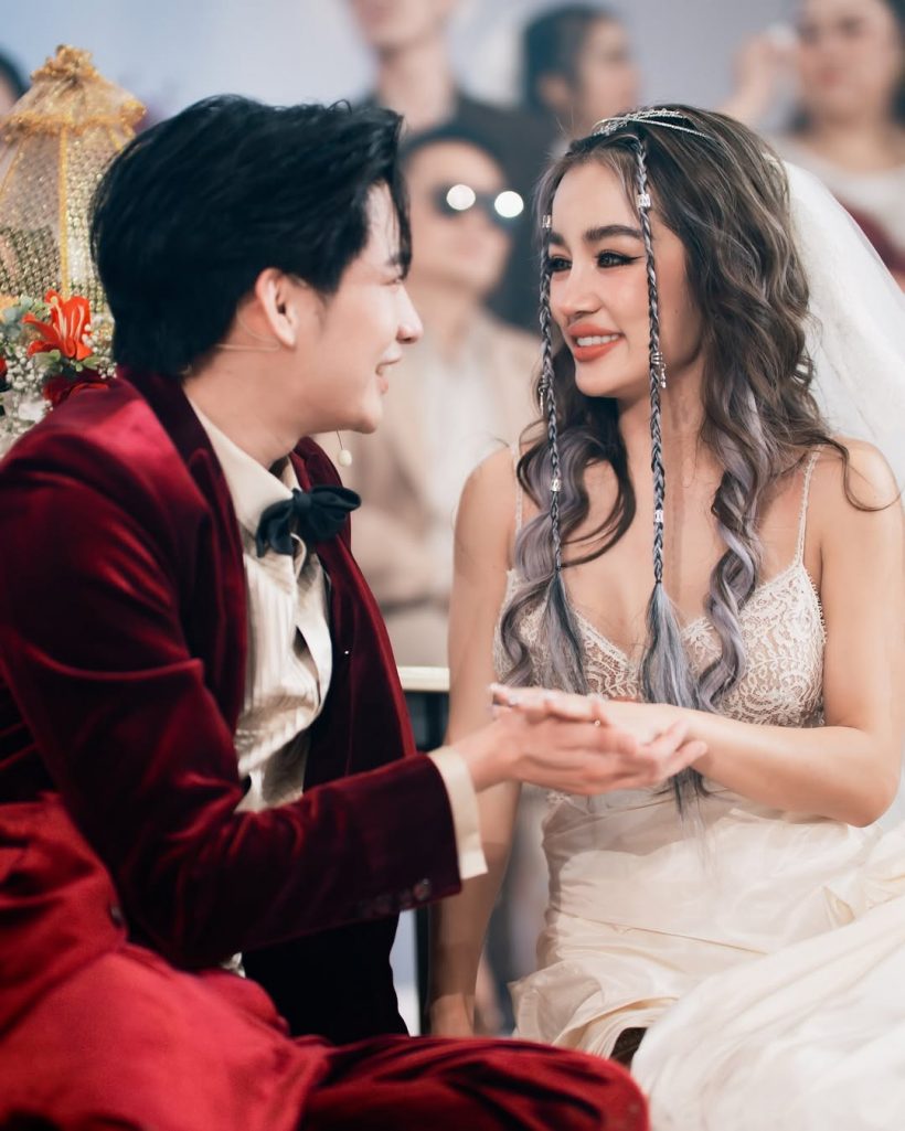 อลังการตาเเตก! เปิดราคาแหวนหมั้น กระแต อาร์สยาม จากโตชิ