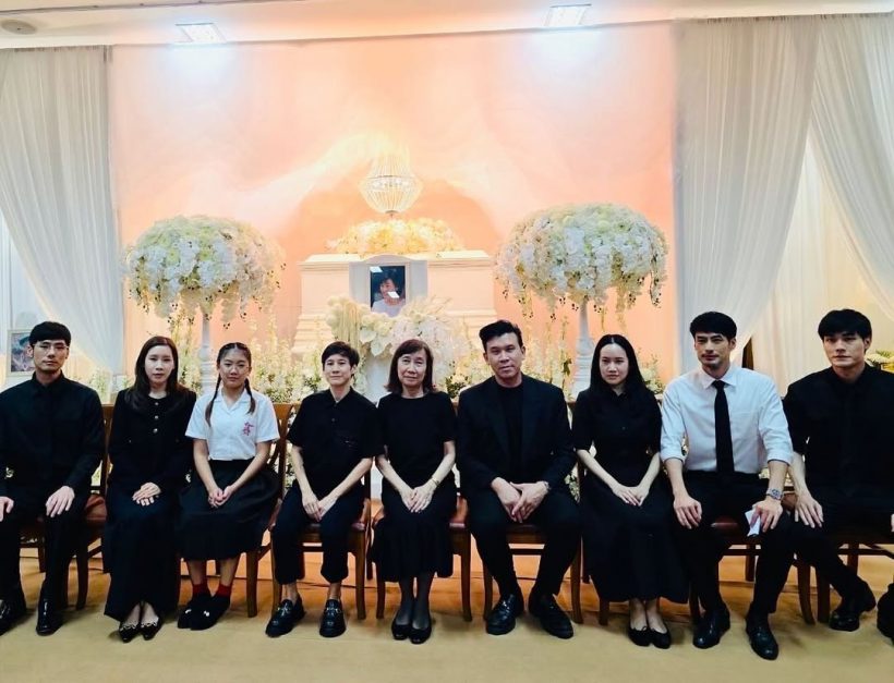 เปิดภาพลูกๆทั้ง 8 คนของ คุณเเม่งามทิพย์ จากนี้..เราจะดูเเลกันเเละกัน