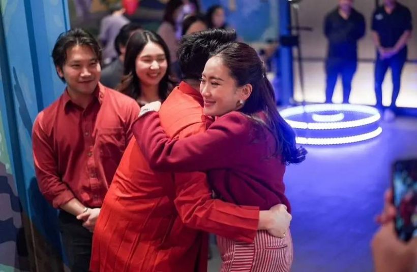 เปิดโพสต์มดดำ ถึงอดีตนายกฯอิ๊ง หลังศาลสั่งพ้นตำแหน่ง
