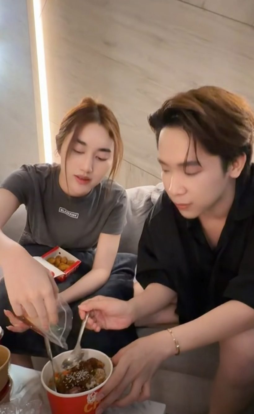 บิ๊ก ธิติวุฒิ หายเหนื่อย! สาวสวยเตรียมของกินให้เพียบ หลังเลิกงาน