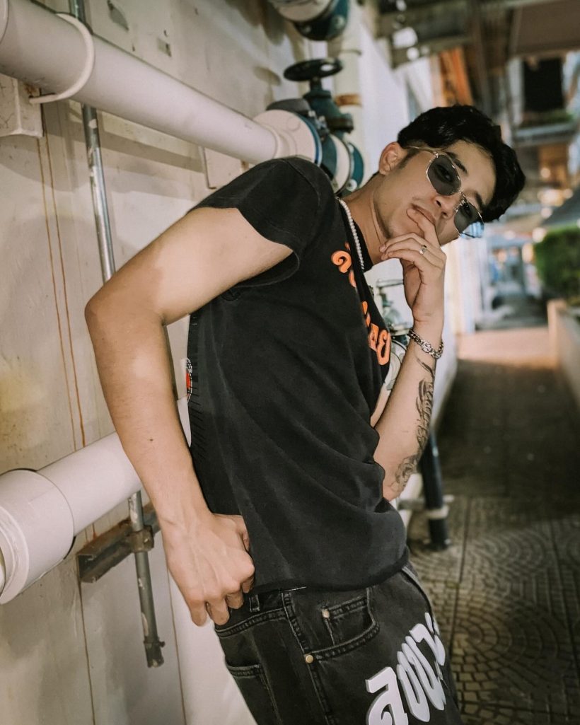 โป๊ะคาตา!!..ลำไย ไหทองคำ ควง บอส เอวหวาน สวีตกลางชิบูย่า