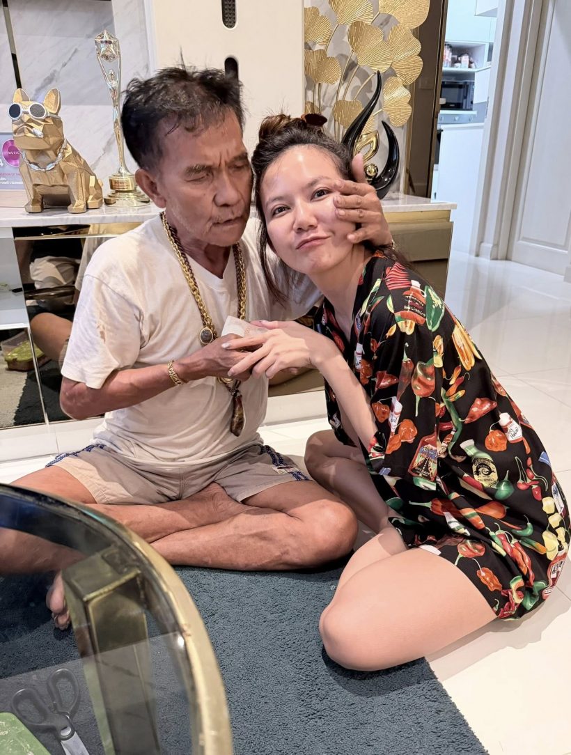 นักร้องสาวดัง โพสต์ซึ้ง เล่าความโชคดีตั้งแต่เกิด เรื่องพ่อแม่