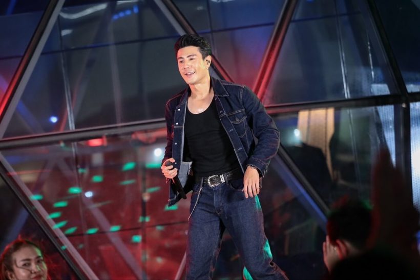 ว๊ายย!!พี่โดม เคลียร์ด่วน โพสต์นางงามเขมรว่อน อ้างอยากจีบ ทำตาหวานใส่