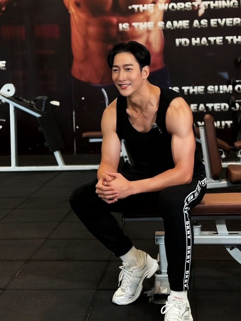 นักแสดงหนุ่มดัง ยอมรับตรงๆ อยู่ใกล้ LGBTQ แล้วหวั่นไหว!!