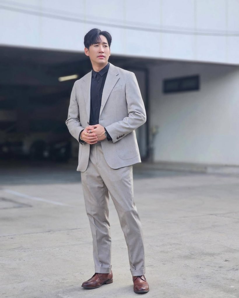 นักแสดงหนุ่มดัง ยอมรับตรงๆ อยู่ใกล้ LGBTQ แล้วหวั่นไหว!!