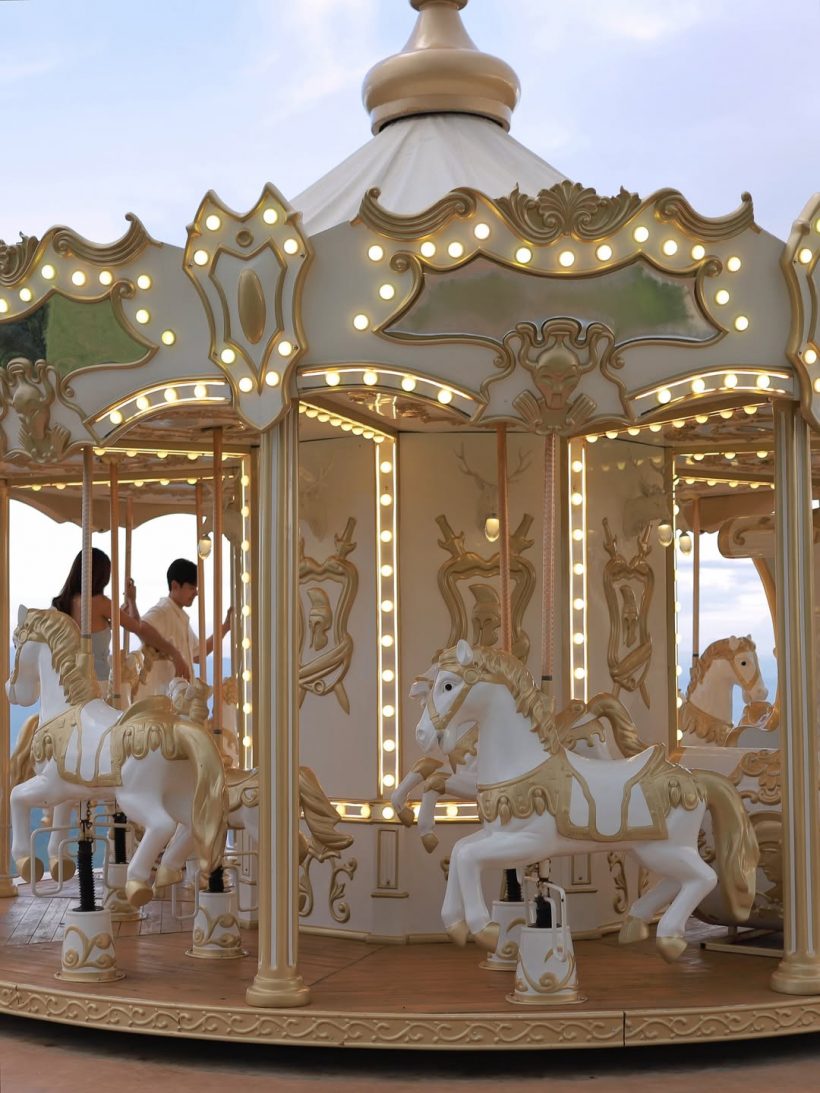 แซ่ซ้องยินดีสนั่น! ดาราสาวถูกสวมแหวนตีตราจองแล้ว