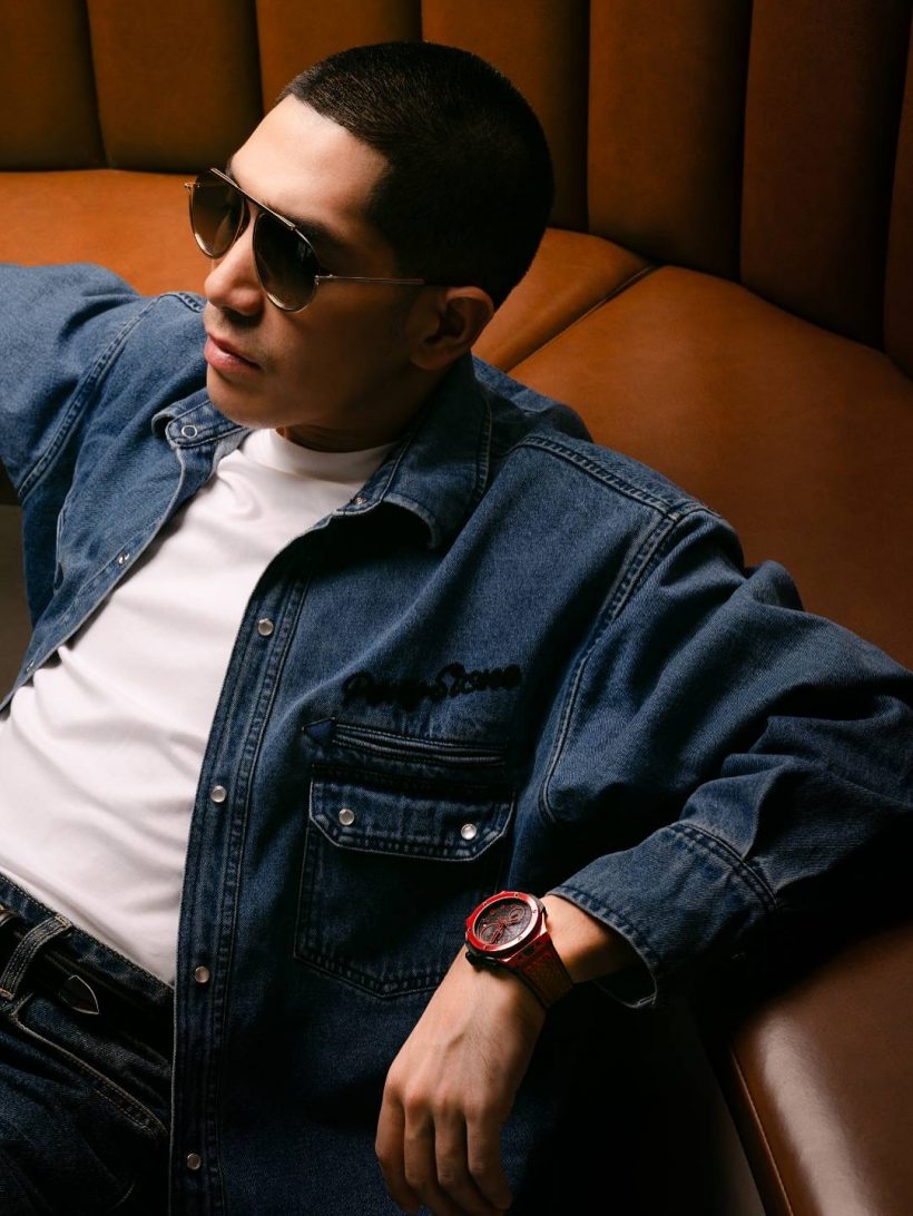 อุ๊ย!!...โต้งทูพี กับสาวคนใหม่? ภาพเข่าชนเข่ามันฟ้อง!