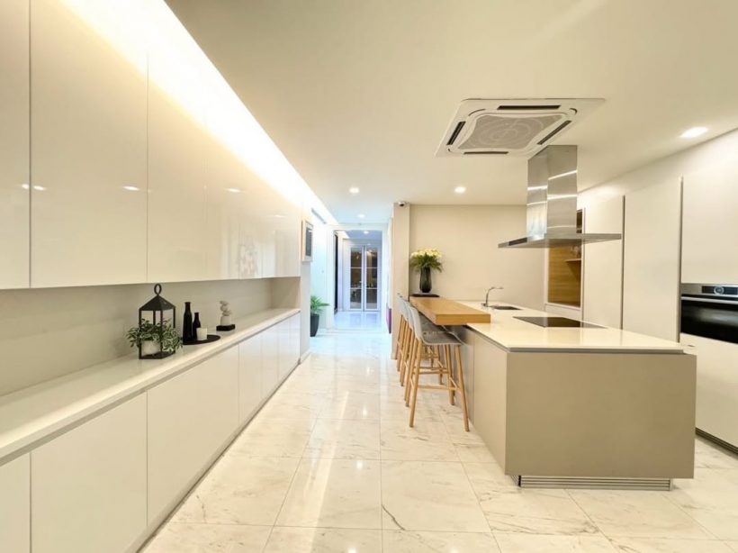 ด่วน! นานา ขอโอกาส ประกาศขายบ้านหรู หาเงินปลดหนี้