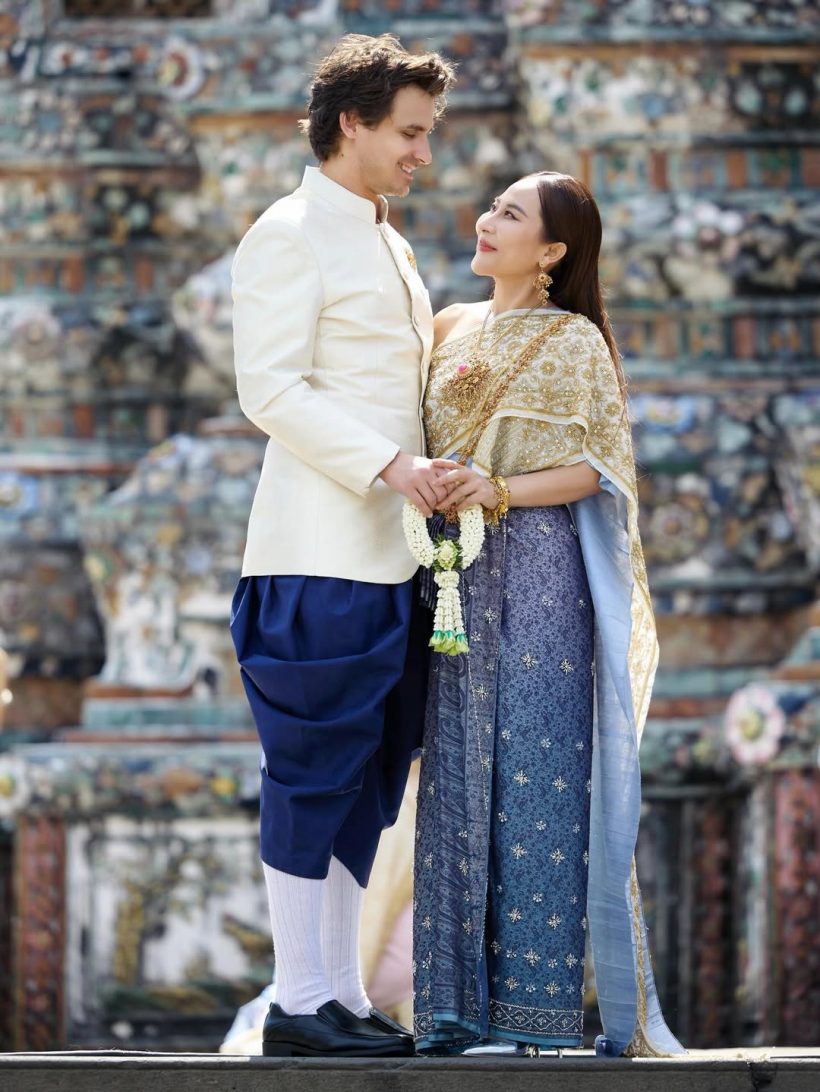 กรี๊ด! ลาล่า-ดาราฝรั่งแต่งชุดไทย สวยหล่อราวพรีเวดดิ้ง