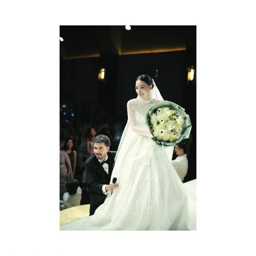 ดาราหนุ่มน้ำตาคลอ วันนี้ออกเรือนเป็นฝั่งฝามีภรรยาแล้ว