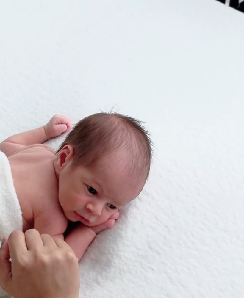 ไอซ์ อภิษฎา ลงภาพน้องโนอา รู้เลยสามีหน้าตาดีขนาดไหน