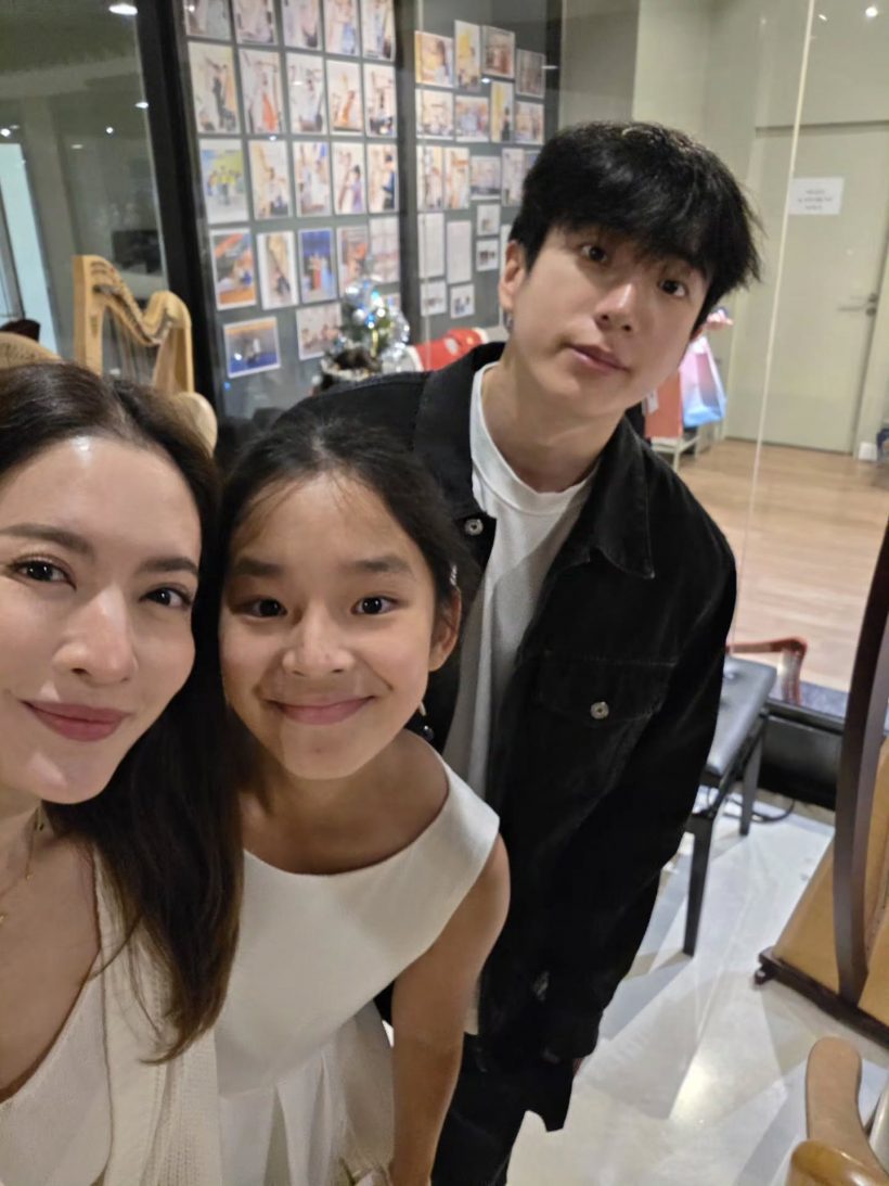 ปีใหม่11ขวบแล้ว! ส่องช็อตซึ้ง แอฟ-นนกุล แท็กทีมฉลองวันเกิด