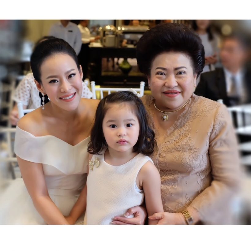 น้องณิริน ย้อนภาพวัยเด็ก เเววตาซนๆน่าเอ็นดูมาก