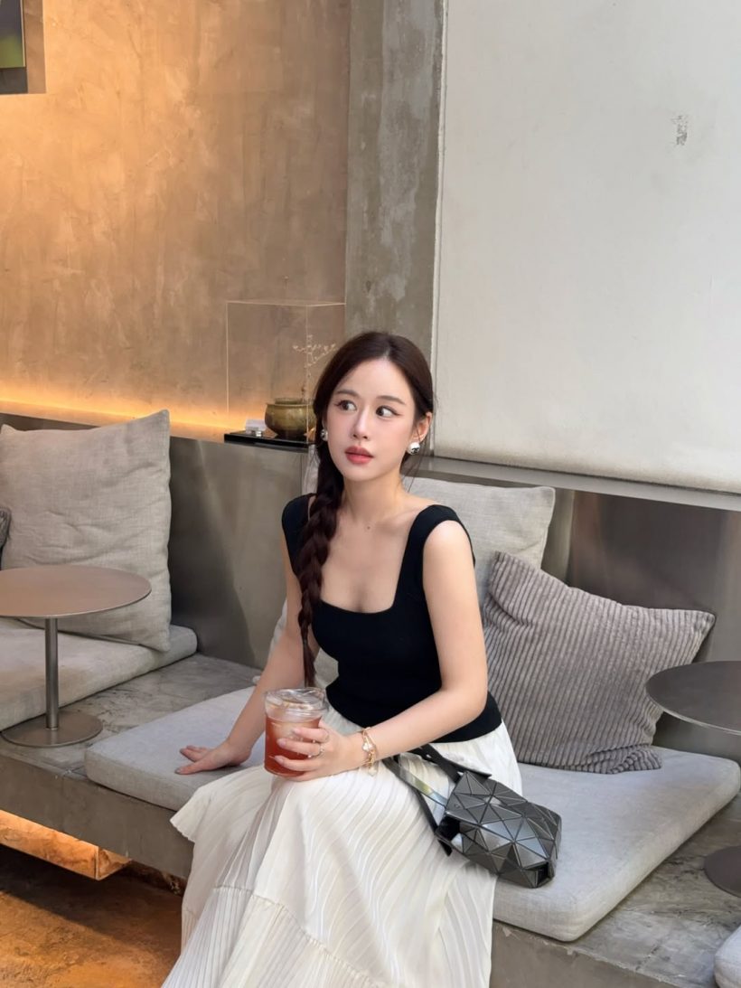 หลุดภาพ 2 ดาราดัง ช็อตนี้ไม่จิ้นเเต่เป็นคู่จริงเเล้ว?