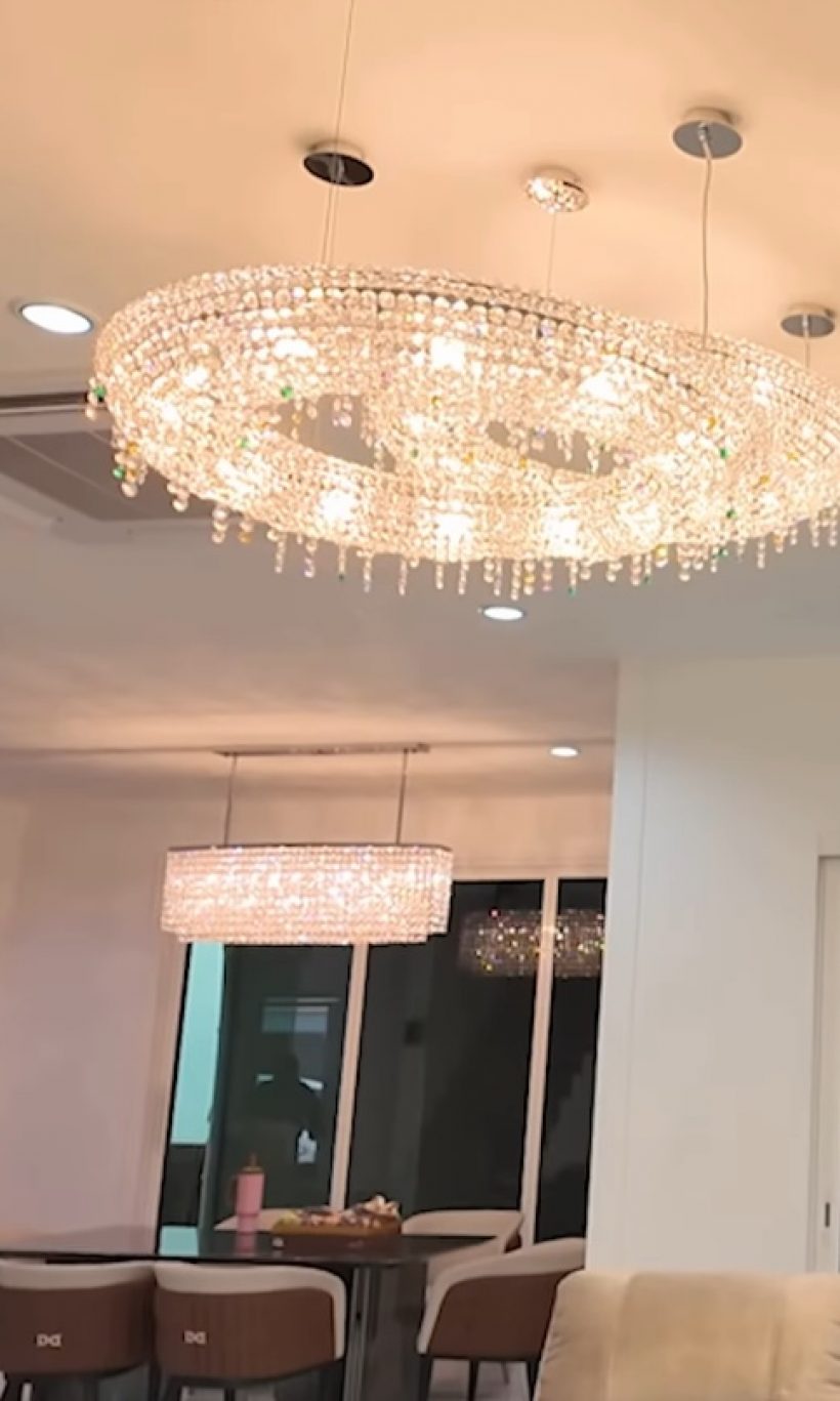 เปิดบ้านหลังใหม่ แพท ณปภา สามีซื้อให้ อึ้ง! ราคาแชนเดอร์เลีย