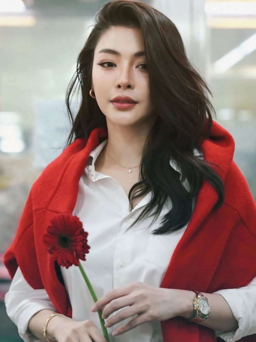 ทึ่ง!! ฝ้าย พีรญา เปิดร้านทำผม คิวละ 85,000 บาท เต็มแล้ว