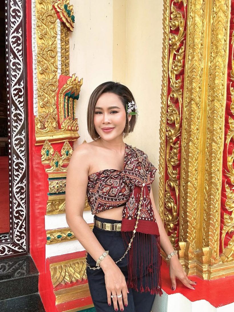 งานเข้าเต็มๆ! ชาวเน็ตวิจารณ์ดาราสาว ไม่ปลื้มเพราะลืมตัว