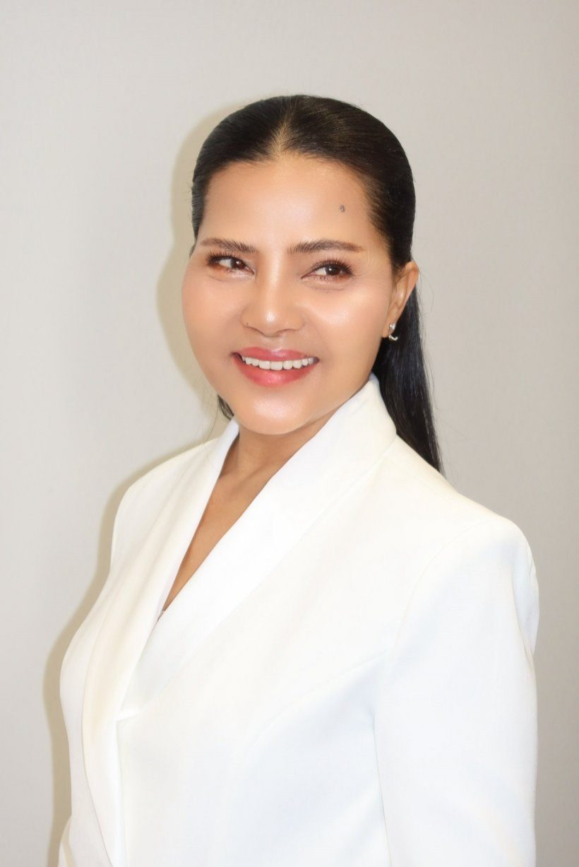 โจ มณฑานี โพสต์สวนกลับ สุนารี ปมเศรษฐกิจบ้านเมือง