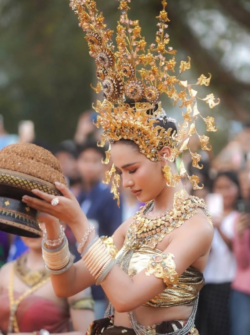 เขมรทุรนทุราย! หลังเห็นโอปอลสวยฉ่ำชุดนางอัปสรา