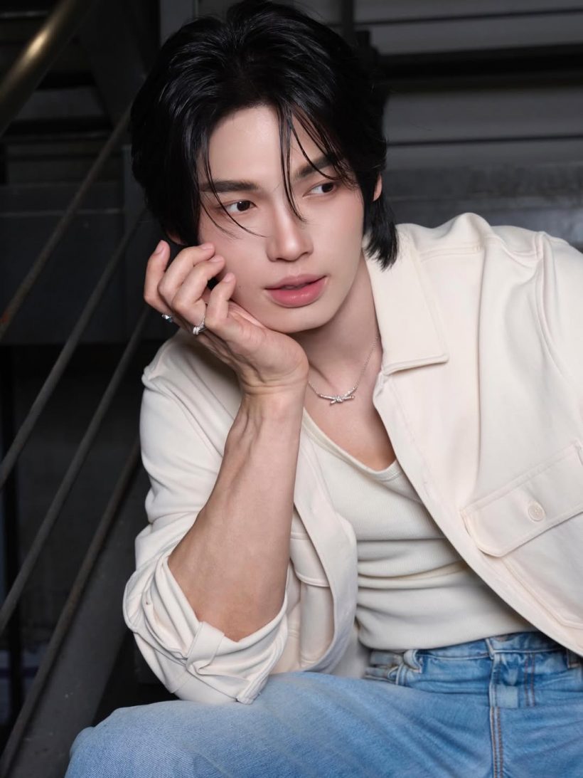 พระเอกฮอต เจอพิษน้ำมันแพง ต้องพับแพลนซื้อเครื่องบิน