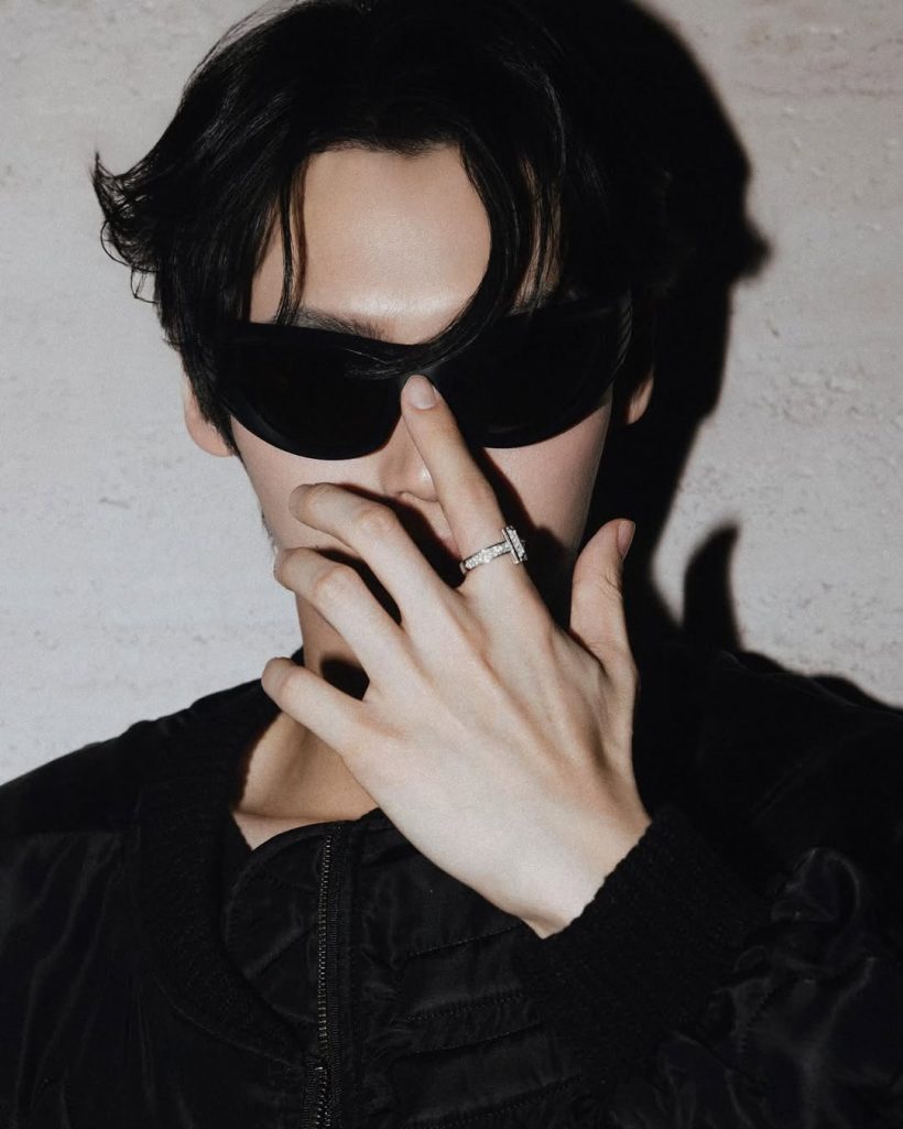 พระเอกฮอต เจอพิษน้ำมันแพง ต้องพับแพลนซื้อเครื่องบิน