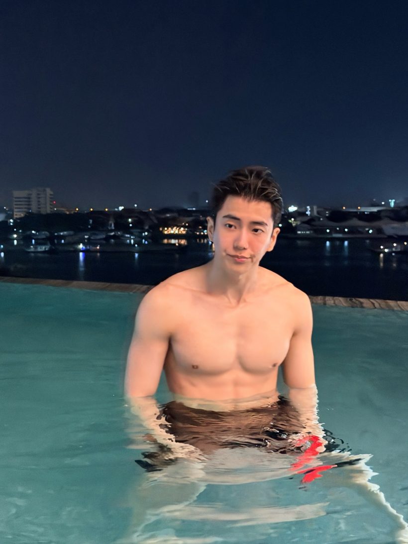 กาง พรบ. ด่วน! แอฟโผล่เมนต์นนกุลหลังโชว์ซิกแพคถอดเสื้อลงสระ