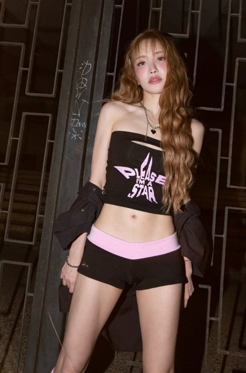 ตัวแม่จะแคร์เพื่อ! ดาราสาวดัง นั่งแผงขายเสื้อผ้ามือสองสวยๆ