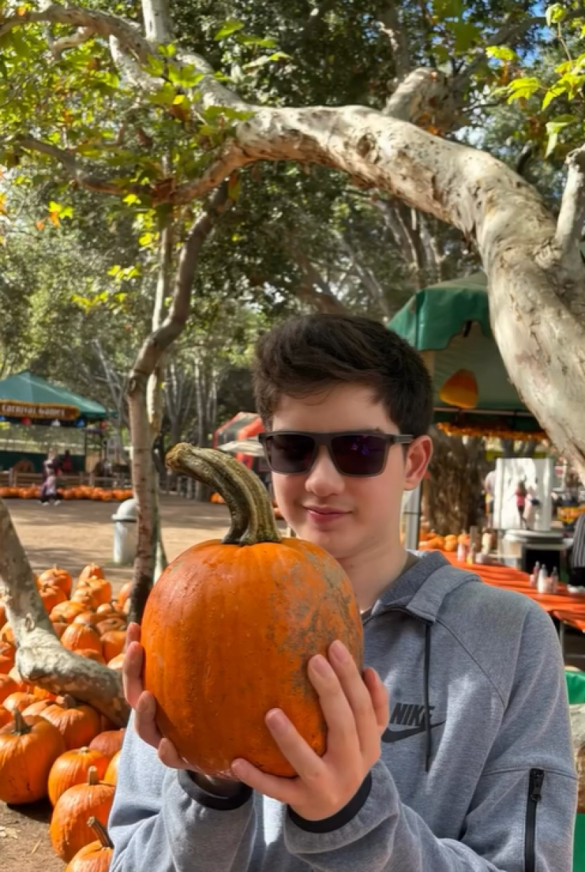 เผลอแป๊บเดียว! น้องวิน วัย 15 ปี หล่อออร่าพุ่งสุดๆ