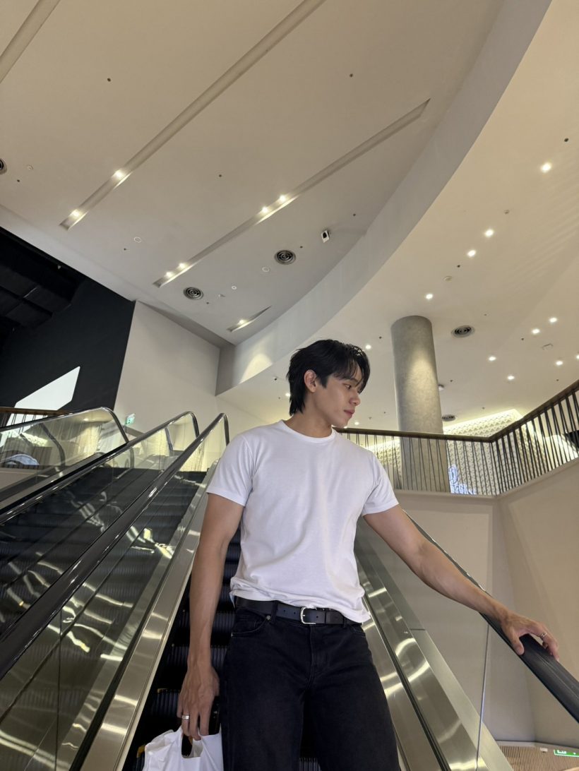 แฟนกันปะเนี่ย?! คู่จิ้นซีรีส์ดัง เสิร์ฟช็อตเดินห้างมุ้งมิ้ง
