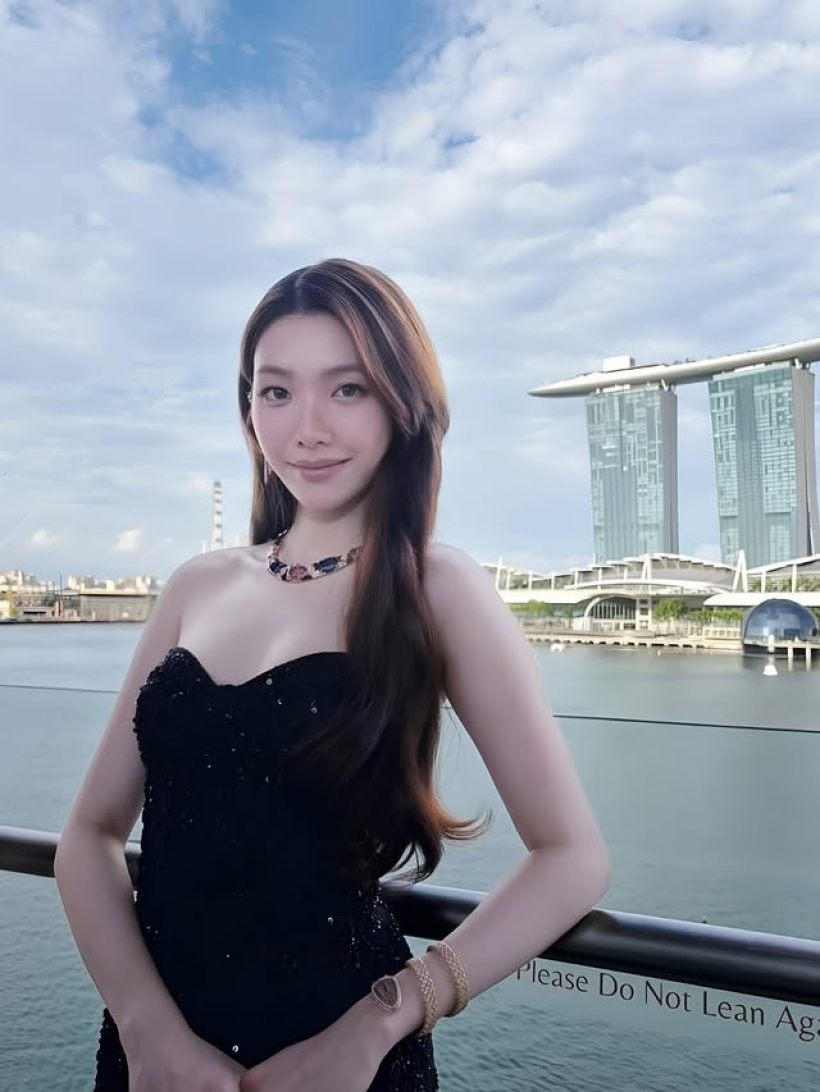 สวยชนสวย! ออม กรณ์นภัส ประชันออร่า มิสยูนิเวิร์ส 2015