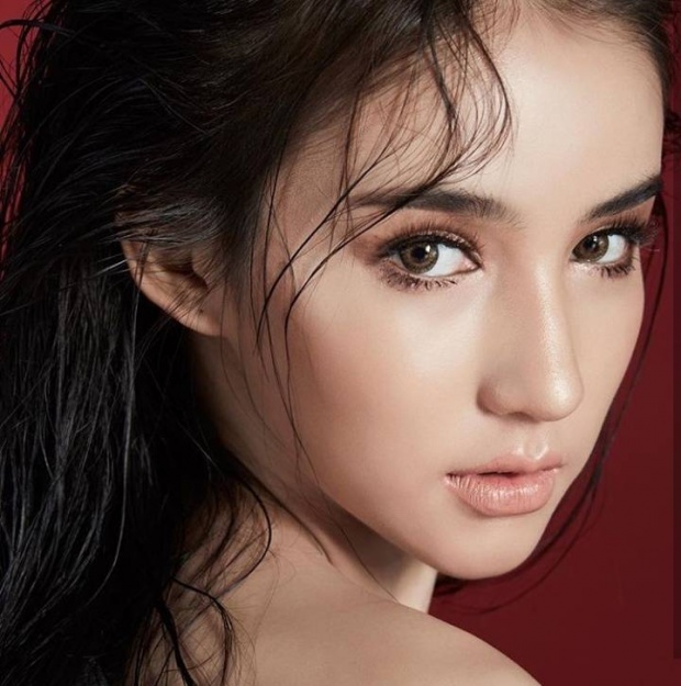 เปรี้ยวขึ้นทันตา โยชิ รินรดา เปลี่ยนสีผมใหม่ละมุนสวยได้อีก แทบจำไม่ได้!