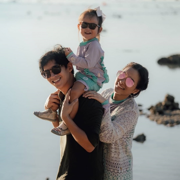 สามี “ต่าย ชุติมา” รับมีปัญหา ปัดตอบข่าวลือฝ่ายหญิงติดเที่ยว ไม่ดูแลลูก (คลิป)