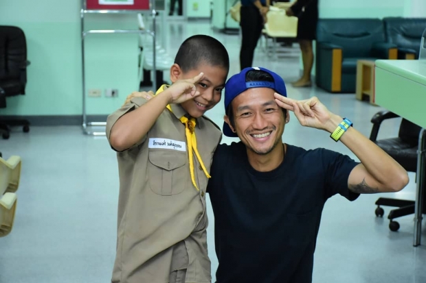 แฟนคลับ แห่เมนต์ส่งกำลังใจ หลัง “ตูน บอดี้สแลม” โพสต์ตัดพ้อ ดราม่า ก้าวคนละก้าว