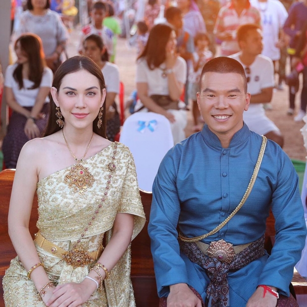 ใส่เเล้วเกิด! ชมภาพ  เเมท ภีรนีย์ นางเอกสาวลูกครึ่งใส่ชุดไทยเเล้วสวยปัง